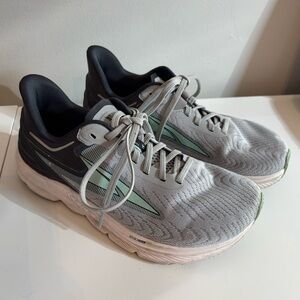 Altra Women’s Running Shoes – Size 6.5